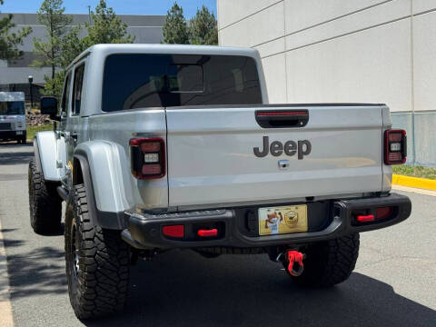 2024 Jeep Gladiator