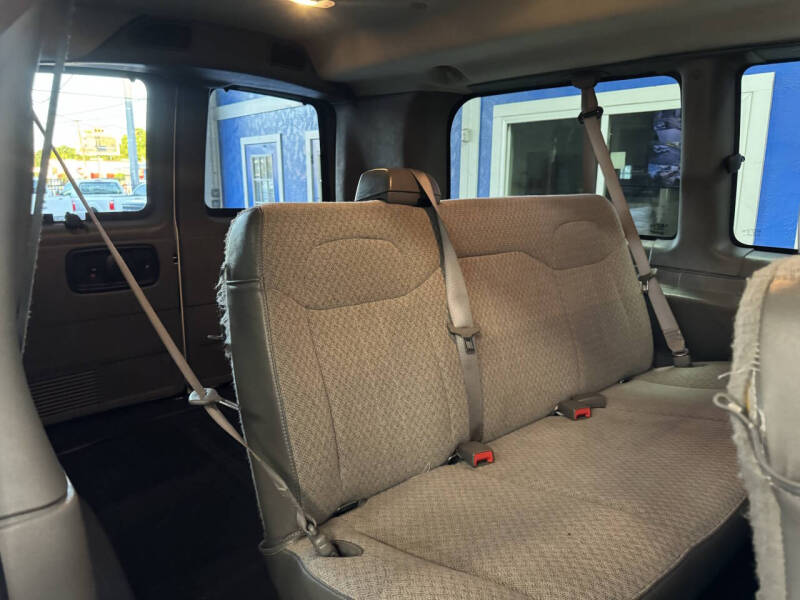 2015 Chevrolet Express LS 2500