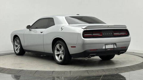 2021 Dodge Challenger SXT