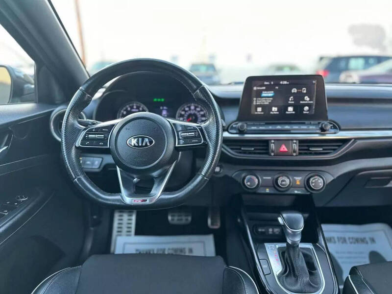 2020 Kia Forte GT Line