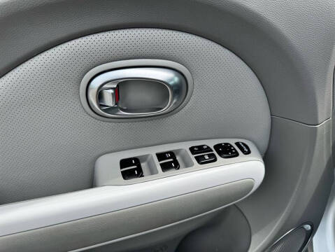 2017 Kia Soul EV +
