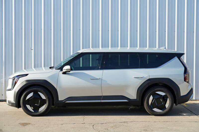 2024 Kia EV9 Light Long Range