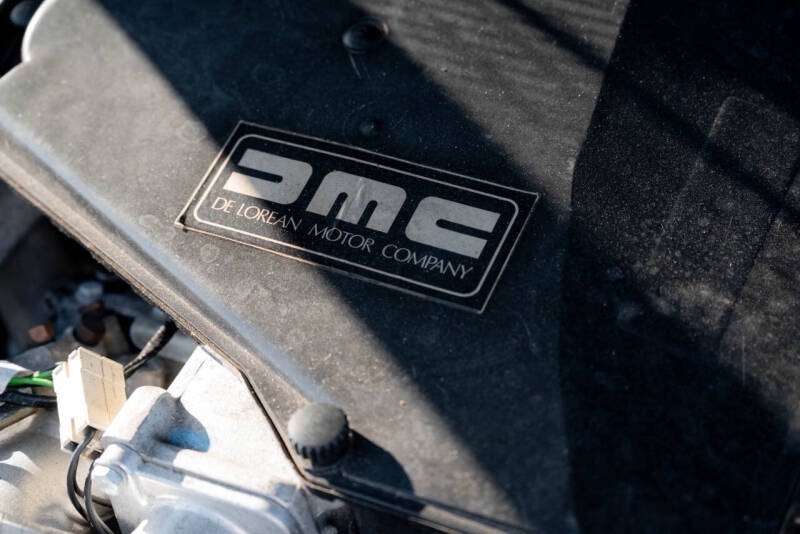 1981 DeLorean DMC-12