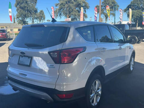 2019 Ford Escape SE