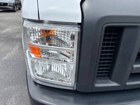2024 Ford E-Series
