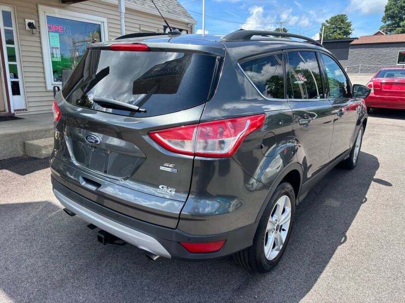 2016 Ford Escape SE