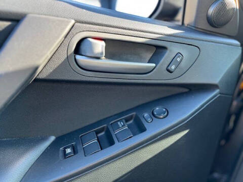 2013 Mazda MAZDA3 i Touring