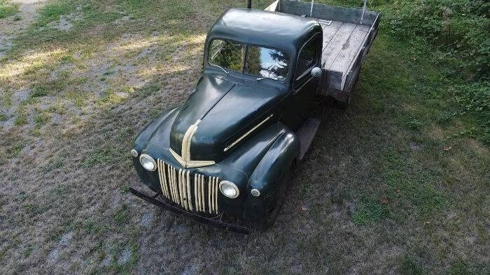 1946 Ford F-1