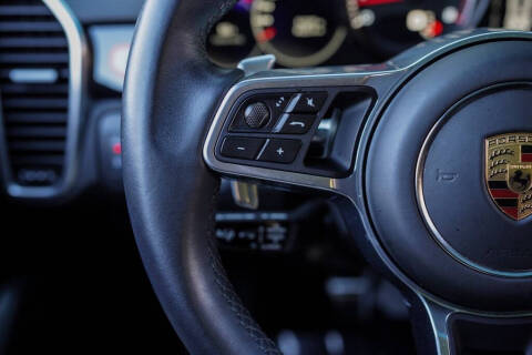 2022 Porsche Cayenne GTS