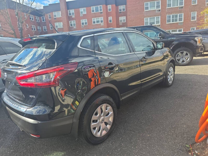 2020 Nissan Rogue Sport S