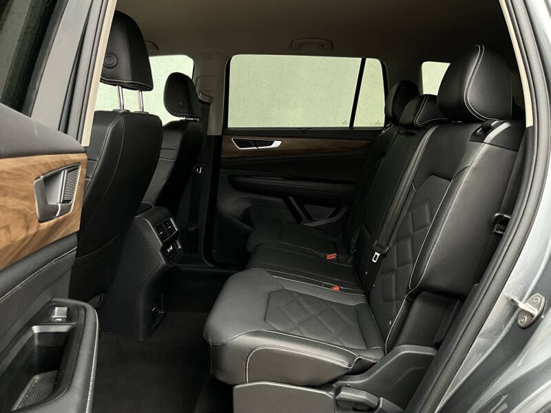 2025 Volkswagen Atlas SE 4Motion