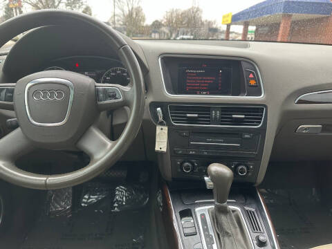 2012 Audi Q5 2.0T quattro Premium Plus