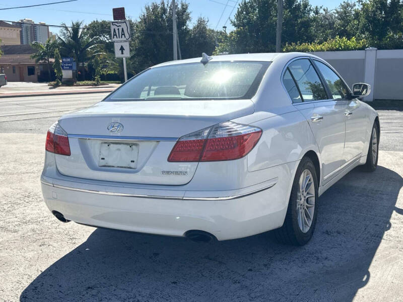 2011 Hyundai Genesis 3.8L V6