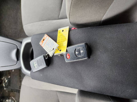 2012 Toyota Prius Two