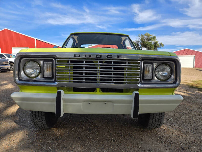 1977 Dodge W200