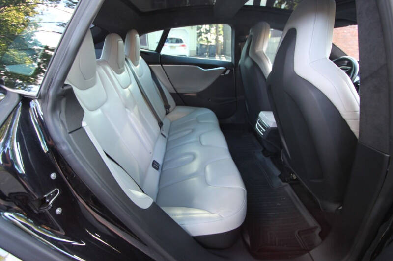 2016 Tesla Model S P90D