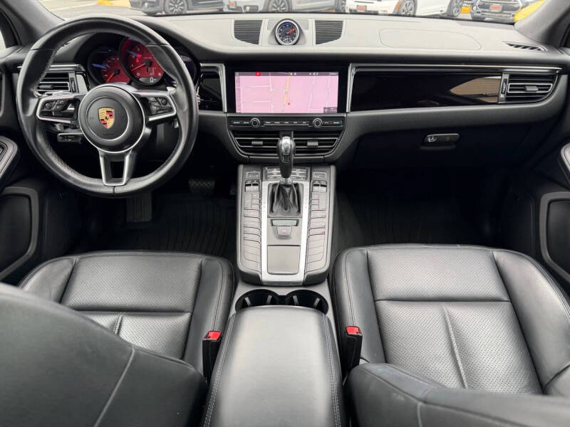 2019 Porsche Macan S