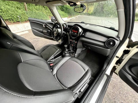 2015 MINI Hardtop 2 Door Cooper
