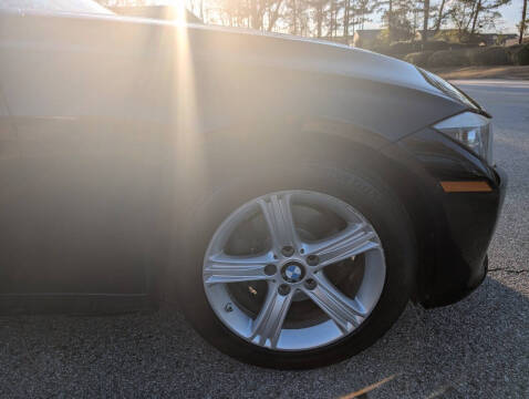 2012 BMW 3 Series 328i