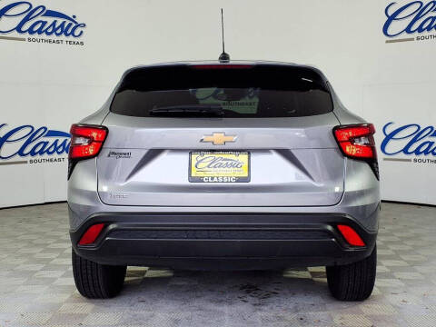 2024 Chevrolet Trax LS