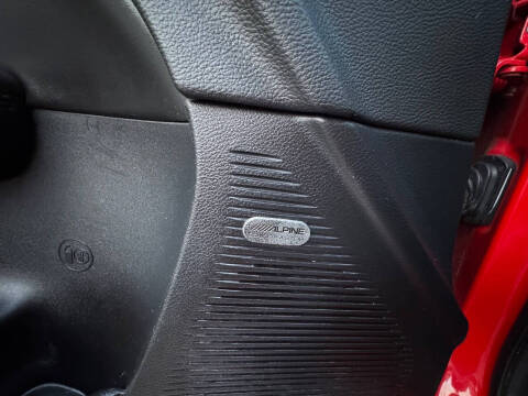 2015 Dodge Challenger R/T Plus