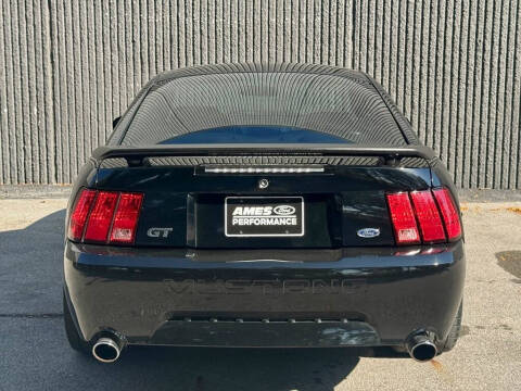 2003 Ford Mustang
