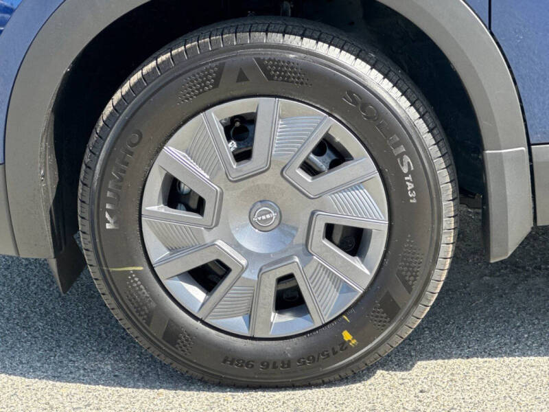 2026 Nissan Kicks S