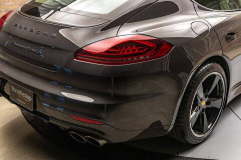 2016 Porsche Panamera