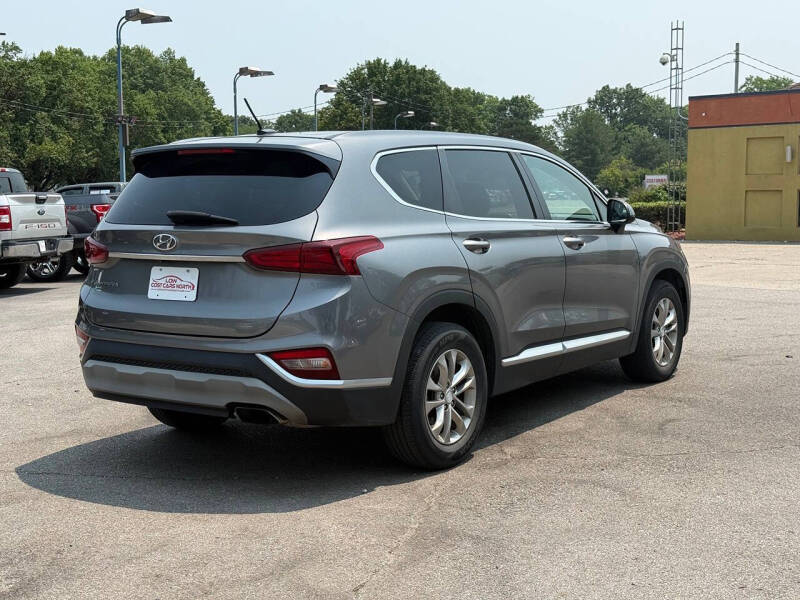 2019 Hyundai Santa Fe SE 2.4L