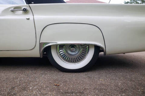 1957 Ford Thunderbird