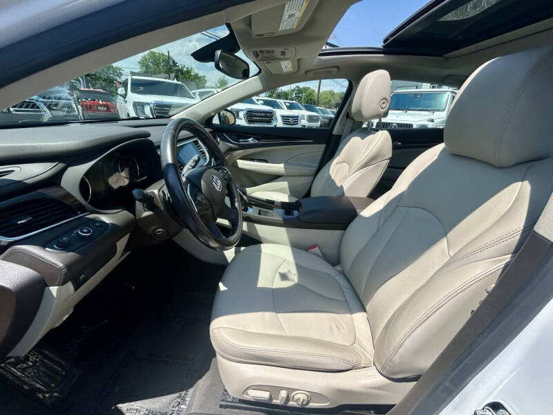 2017 Buick LaCrosse Essence