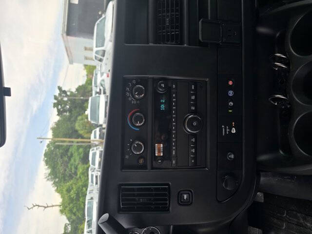 2025 GMC Savana 2500