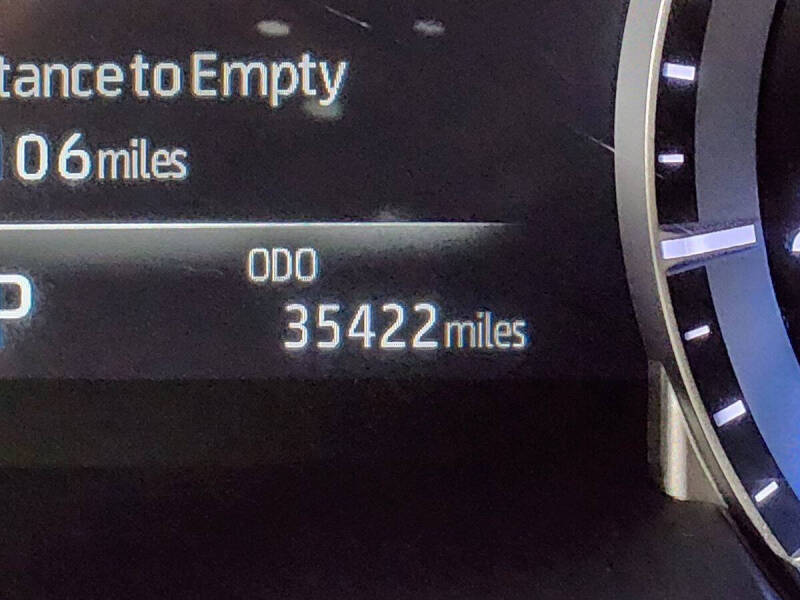 2022 Toyota Highlander Hybrid Platinum