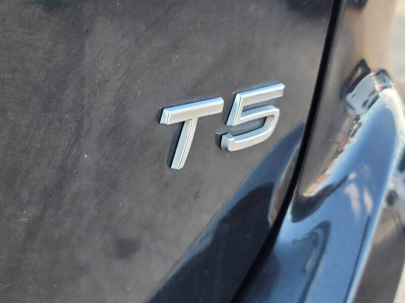 2015 Volvo XC60 T5 Drive-E