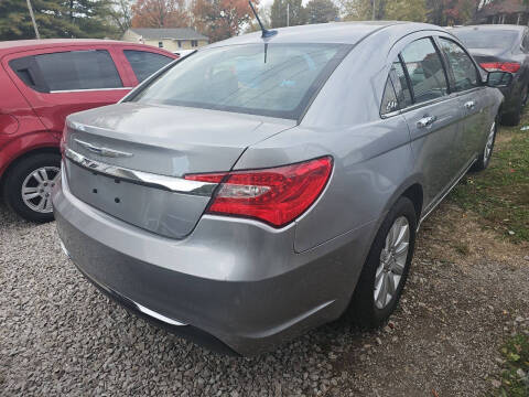 2013 Chrysler 200 Limited