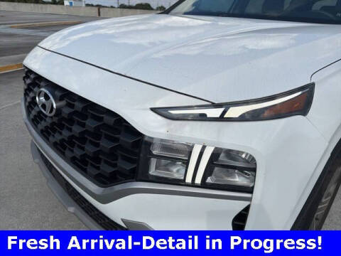 2023 Hyundai Santa Fe SE