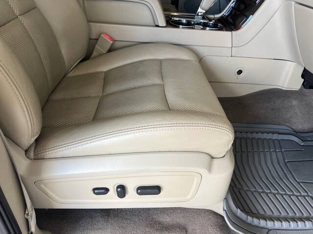 2012 Lincoln Navigator