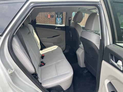 2021 Hyundai Tucson SE
