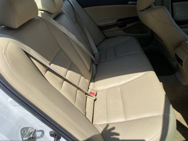 2012 Honda Accord EX-L V6 w/Navi