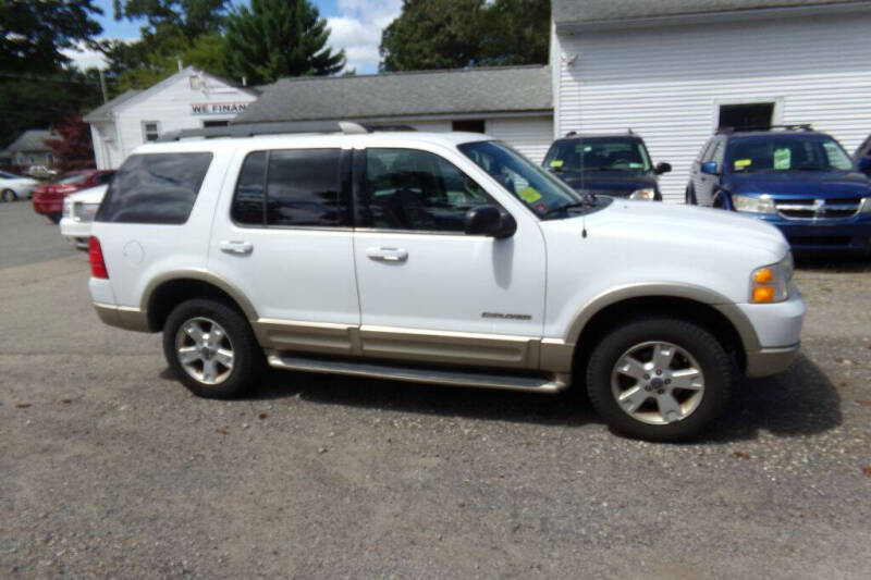 2005 Ford Explorer Eddie Bauer photo 4