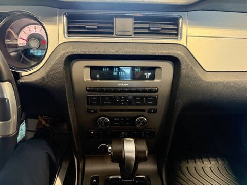 2011 Ford Mustang V6 Premium