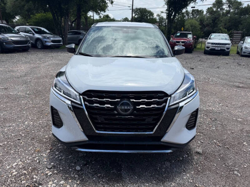 2024 Nissan Kicks S
