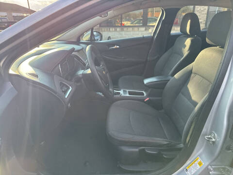 2018 Chevrolet Cruze LS Auto