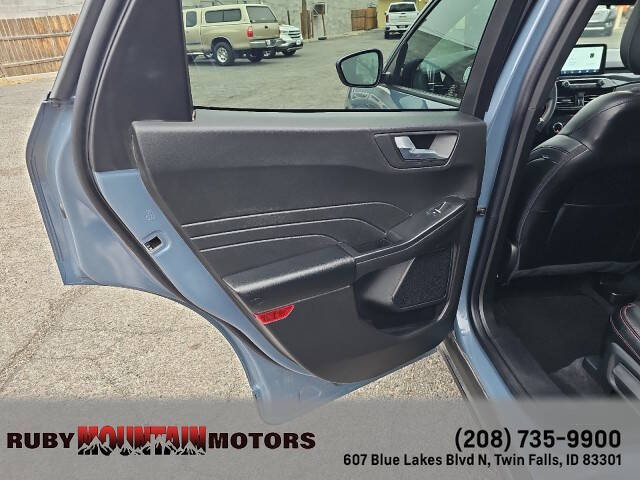 2025 Ford Escape ST-Line