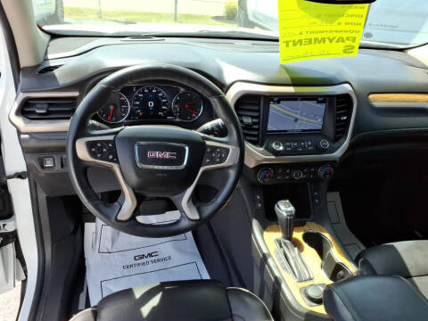 2017 GMC Acadia Denali