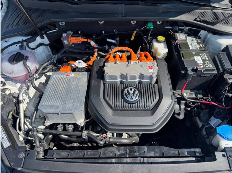 2016 Volkswagen e-Golf SE