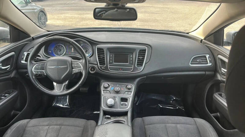 2016 Chrysler 200