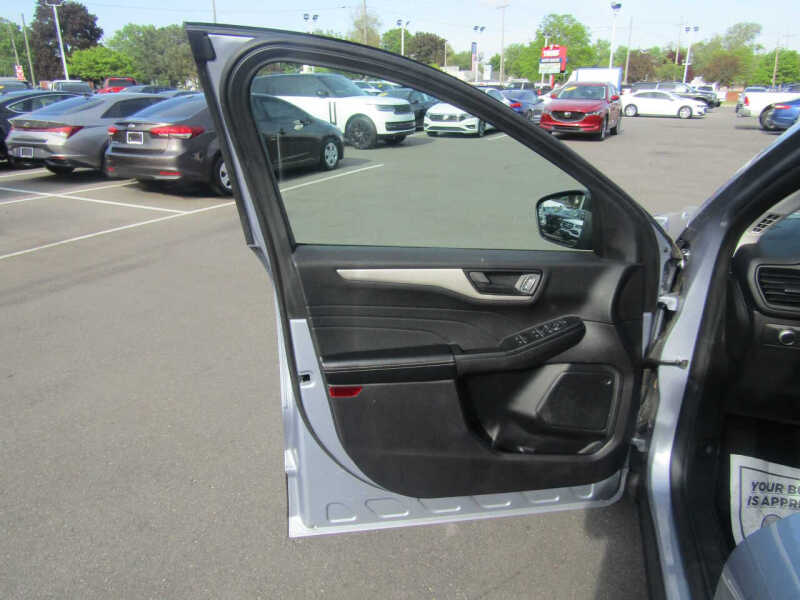 2022 Ford Escape S