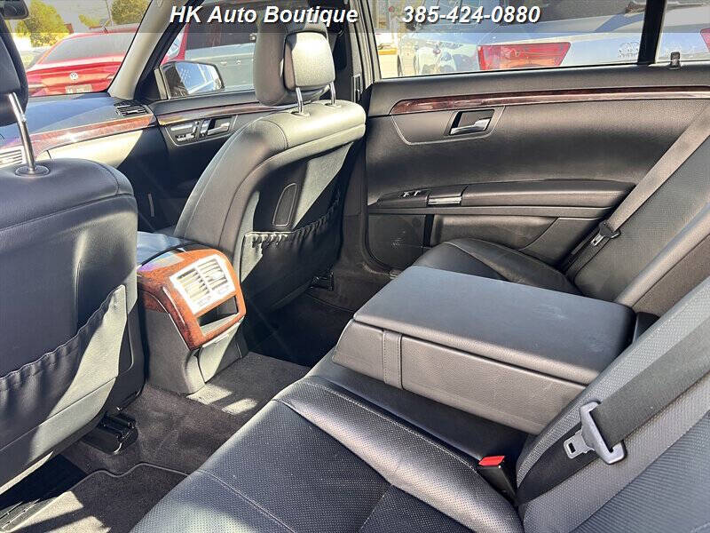 2009 Mercedes-Benz S-Class S 550