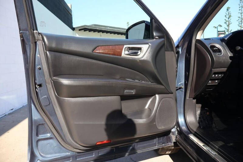 2015 Nissan Pathfinder